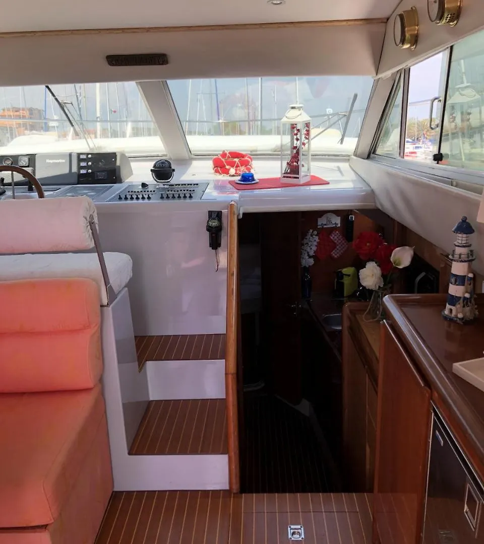 Botel Yacht Suite Piombino