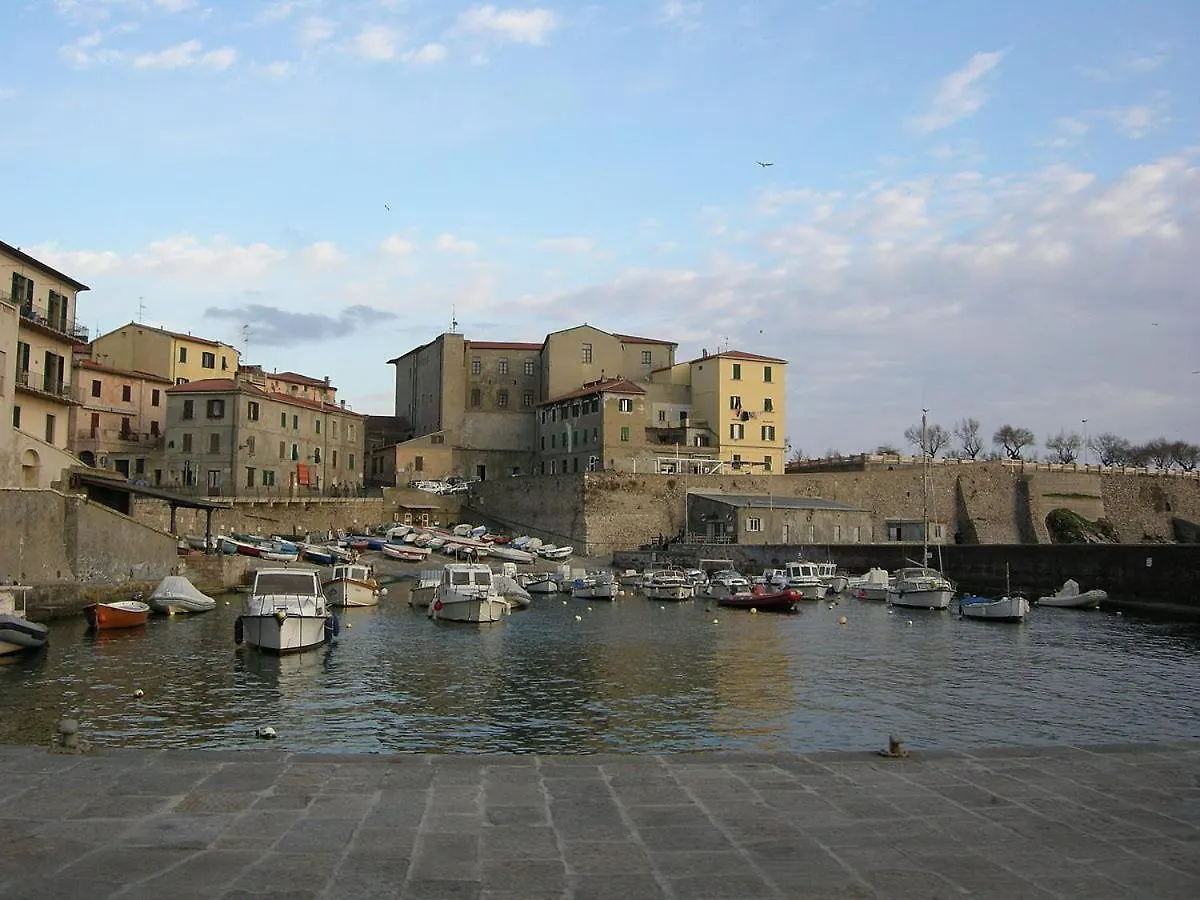 Yacht Suite Piombino 3*,  Italy